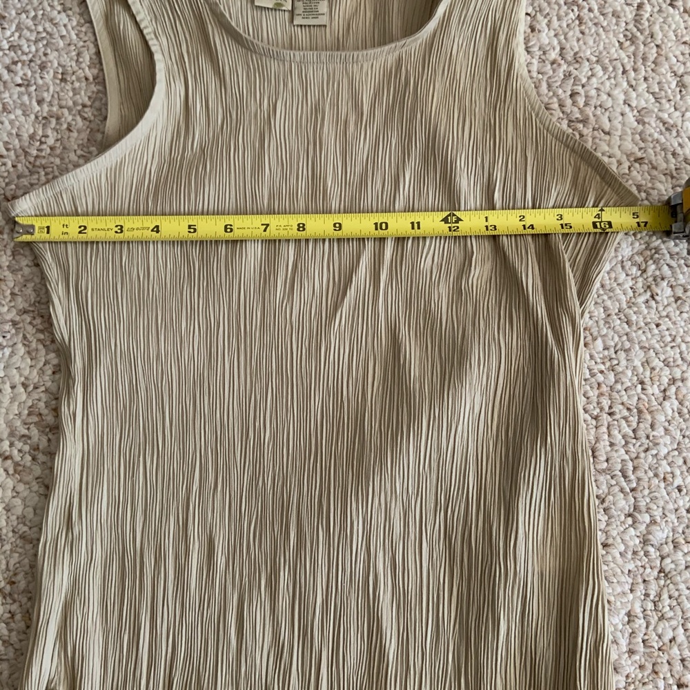 Islander Tan Tank - Picture 5 of 6